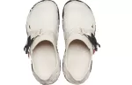 Crocs Atlas todo-o-terreno ‘Estuque’
