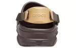 Crocs Beach Coffee Sandálias