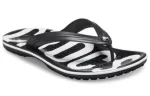 Crocs Chinelos com estampa de crocband preto branco