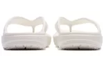 Crocs Chinelos de verão Kadee brancos unissex