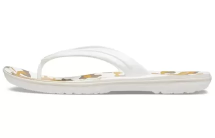 Crocs Chinelos estampados em crocodilo ‘White Tan’