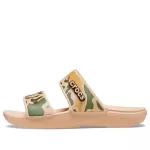 Crocs Classic Camuflagem estampada em crocodilo ‘Tan Green’