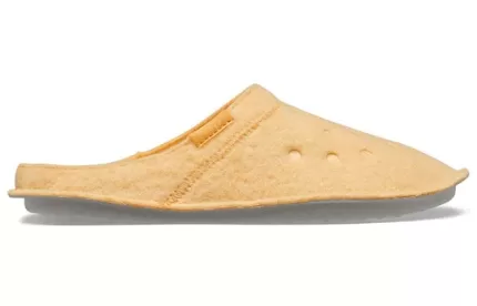 Crocs Classic Casual engrossar ficar quente chinelos amarelos unissex