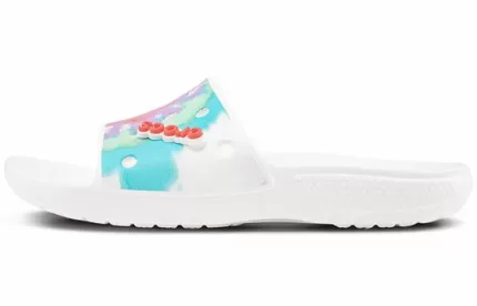 Crocs Classic Chinelos com padrão tie-dye multicoloridos