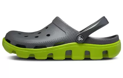 Crocs Classic Clog Beach Sandálias ‘Verde Escuro’ 11991-0A1