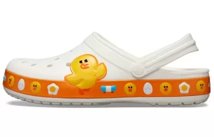 Crocs Classic Clog Line Friends Beach Branco Amarelo Sandálias Unissex ‘White Yellow’