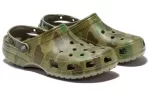 Crocs Classic Clogs ‘Verde Mármore’ 903733