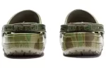Crocs Classic Clogs ‘Verde Mármore’ 903733