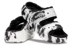 Crocs Classic Cozzzy Sandálias Marmorizadas ‘Black White’ 207907
