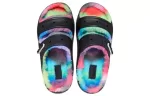 Crocs Classic Cozzzy Spray Dye Sandálias ‘Black Multi’