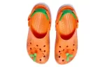 Crocs Classic Entupimento C x Tristeza Derretida