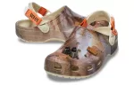 Crocs Classic Entupimento x WHR