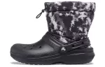 Crocs Classic Forrado Neo Puff Tie Dye Boots ‘Preto Branco’