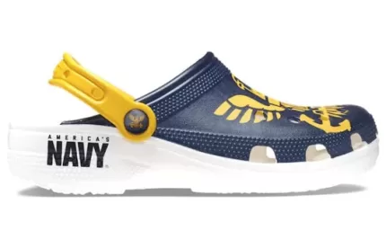 Crocs Classic Marinha dos EUA Clogs ‘Marinha Branca’