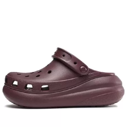 Crocs Classic Mega Crush Clogs ‘Cereja Negra’