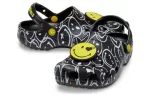 Crocs Classic Mundo Smiley Clogs ‘Preto Branco’