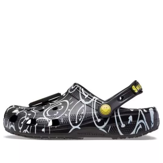 Crocs Classic Mundo Smiley Clogs ‘Preto Branco’