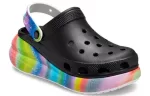 Crocs Classic Obstrução de corante em spray de esmagamento
