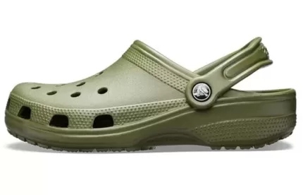 Crocs Classic Sandálias Praia Unissex Verde Exército 10001-309