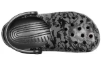 Crocs Classic Tamanco Impressão Camuflada Sandálias de Praia Pretas Unissex