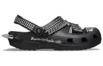 Crocs Classic x Tamanco Pequeno Grande ‘Preto’
