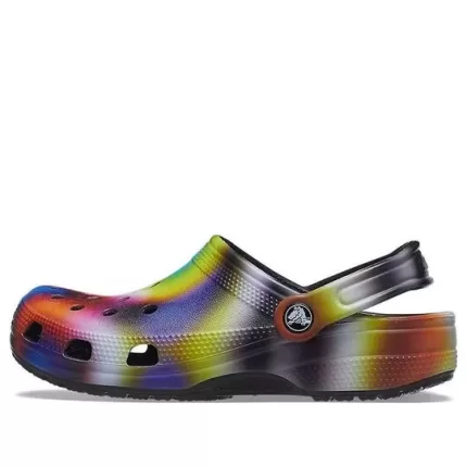 Crocs Colorido Crocs Praia Unissex Multi-Color Preto Sandálias