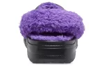 Crocs Correia Fuzz forrada Baya Clogs ‘Preto Roxo’ 20663309V