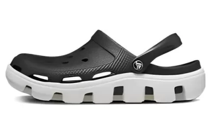 Crocs Duet Beach Sandálias Preto Branco 11991-066