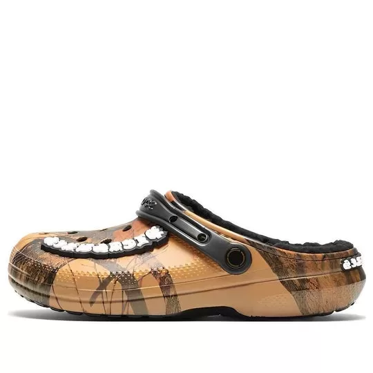 Crocs Dylan Clog ‘Pleasures Camo’ P20F034-CM