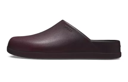 Crocs Dylan polido Clogs ‘Cereja escura’