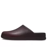 Crocs Dylan polido Clogs ‘Cereja escura’