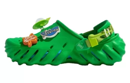 Crocs Echo Clog ‘Manteiga Extra Os Jetsons’