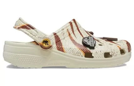 Crocs Jurassic World Classic Clogs ‘Osso’