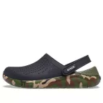 Crocs LiteRide Shoe Printing Classic Sandálias Unissex Pretas