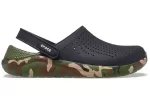 Crocs LiteRide Shoe Printing Classic Sandálias Unissex Pretas