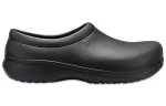 Crocs No relógio, deslizamento de trabalho em ‘preto’