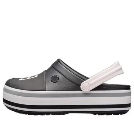 Crocs Sandálias Unissex Pretas Sola Grossa