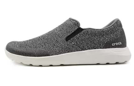 Crocs Sapatos deslizantes estáticos Kinsale ‘cinza branco’