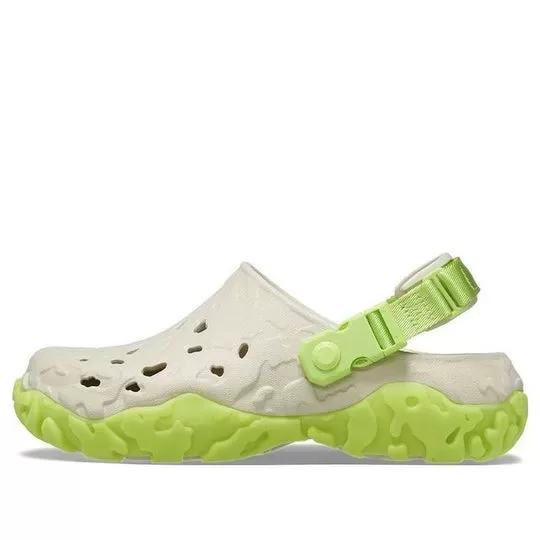 Crocs Tamanco Atlas Todo-o-Terreno ‘Bone Limeade’