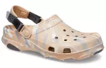 Crocs Todo terreno marmorizado Classic Tamanco ‘Chai Multi’
