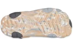 Crocs Todo terreno marmorizado Classic Tamanco ‘Chai Multi’