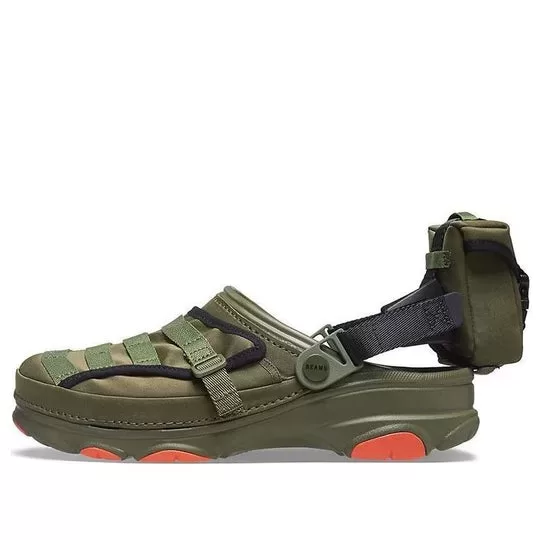 Crocs VIGAS x Classic Tamanco militar todo-terreno ‘Verde Exército’