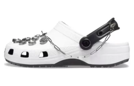 Crocs x Christian Cowan Classic Clogs ‘Branco Preto’