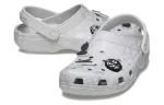 Crocs x Laboratórios Futura Classic Tamanco ‘Branco Pérola’