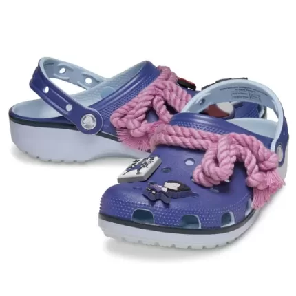 Crocs x Naruto Shippuden Classic Entupimento ‘Sasuke’