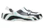 Crocs x Ron English Classic Clogs ‘Listras de animais’