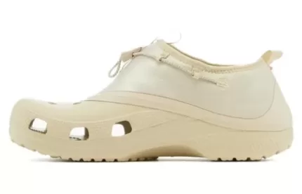 Crocs x Satisfazer Classic Entupir ‘Osso’