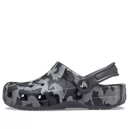 (GS) Crocs Classic Camo Clogs ‘Preto Cinza’