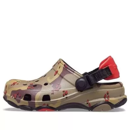(GS) Crocs Classic Camuflagem Todo-o-Terreno Clogs ‘Marrom Verde Preto’