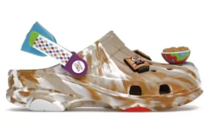(GS) Crocs Classic Clogs ‘Torrada de canela’